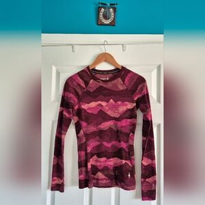 Smartwool 100% Merino Pink Patterned Base Layer Top - EUC